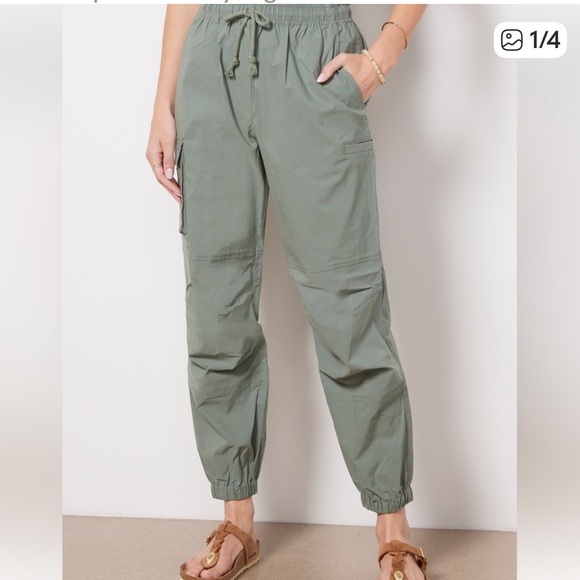 Sweaty Betty Pants - Sweaty Betty Green Quinn Cargo Pants, Size 10